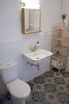 Szálloda Bed And 2*